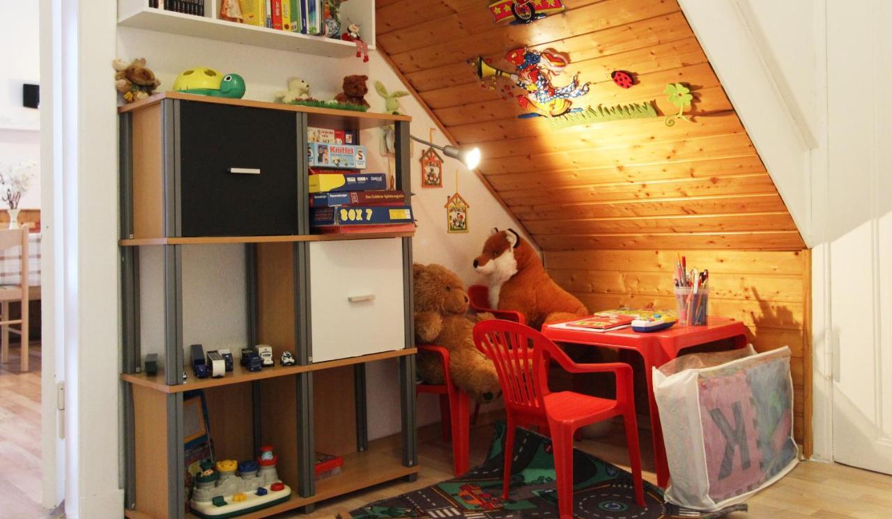 Ferienwohnung Familienwohnung Kropelin Bagian luar foto